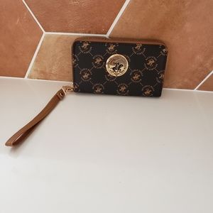 Beverly hills polo wristlet wallet